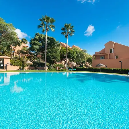 Rentandhomes Marbella Golf Elviria Exterior photo